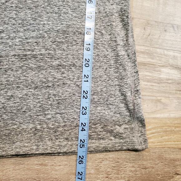 American eagle outfitters medium women's gray tee - Picture 8 of 8